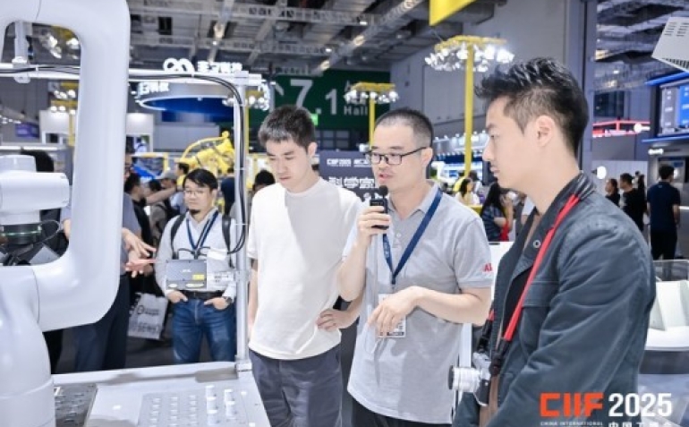 绿色低碳企业如何借助2026上海工博会彰显双碳技术实力